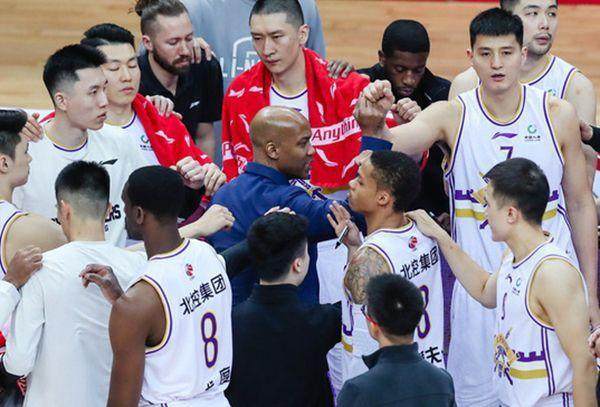 开云登录网址入口-季后赛悬念仍在延续 北控or广州？最后一轮见分晓