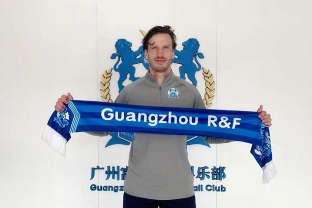 开云登录网址入口-斯文森重返广州迫不及待证明自己：我的球技又长了
