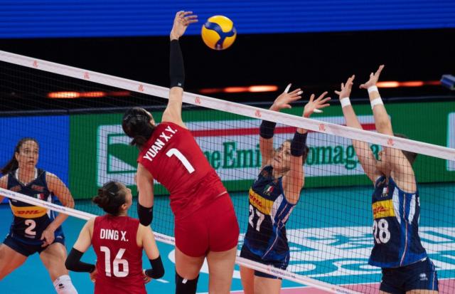 开云网站-中国女排3比0意大利 战强队逆风中找回节奏是关键